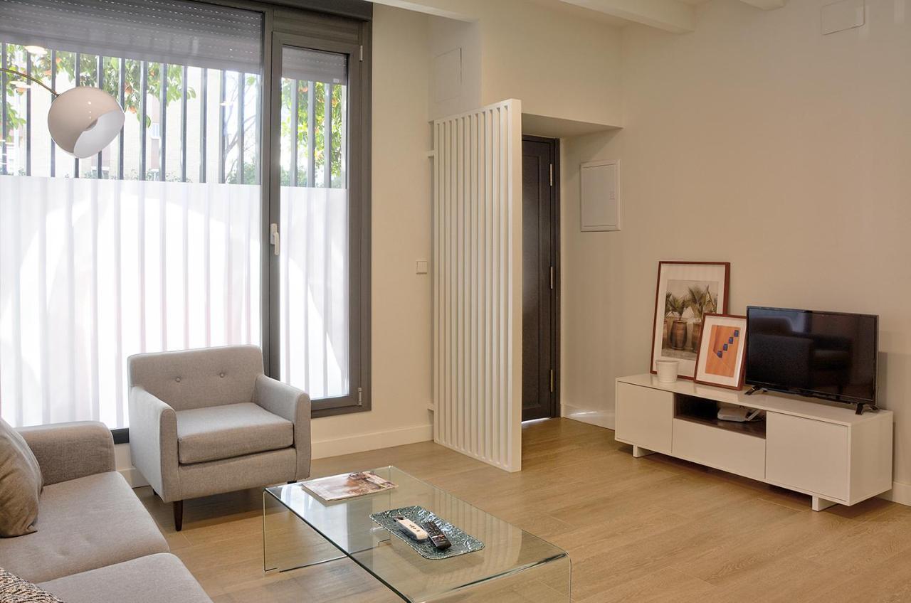 Apartamento De Dos Dormitorios En Triana Sevilla Kültér fotó