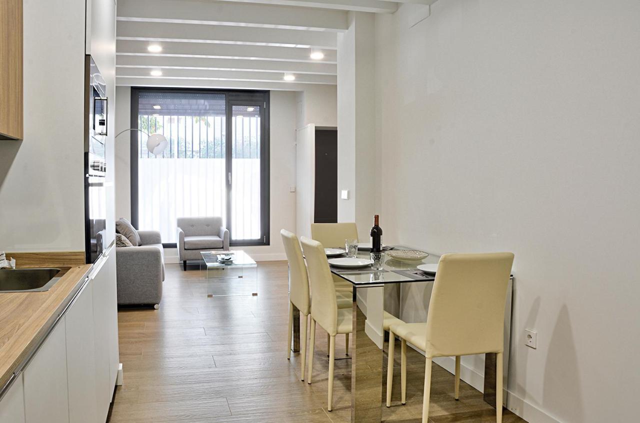Apartamento De Dos Dormitorios En Triana Sevilla Kültér fotó