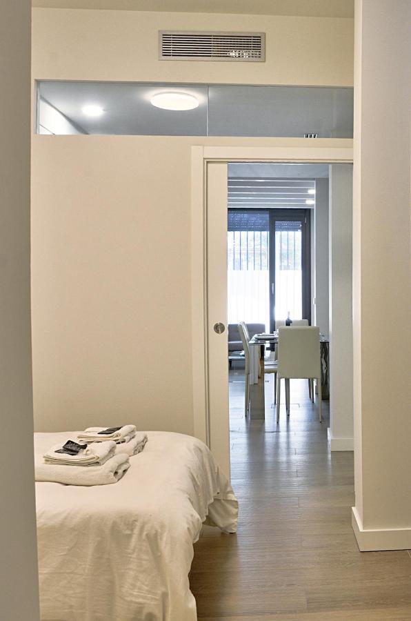 Apartamento De Dos Dormitorios En Triana Sevilla Kültér fotó